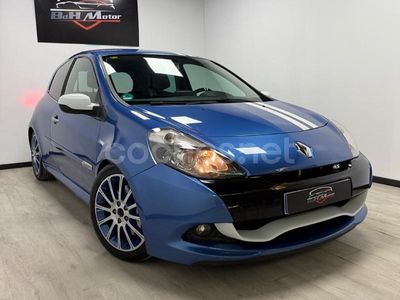 Usado Renault Clio IV R.S. 203 CV (149 kW) 2012 Azul Berlina