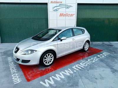 Gris / plata Usado 2007 Seat Leon Stylance Berlina | 8990 € (Caro)