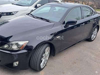 Usado Lexus IS220d President Line 177 CV (130 kW) 2006 Negro Berlina