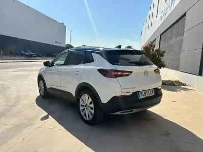Usado Opel Grandland X Ultimate 130 CV (95 kW) 2020 Blanco SUV