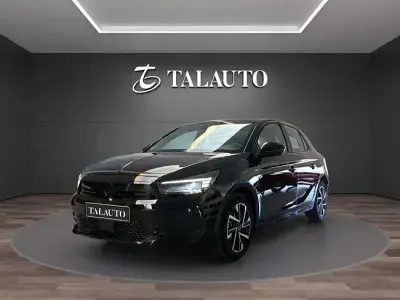 Usado Opel Corsa 100 CV (73 kW) 2025 Negro Utilitario