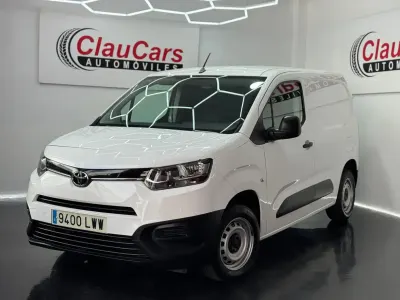 Usado Toyota Proace City City 100 CV (73 kW) 2022 Blanco Monovolumen