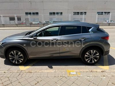 Infiniti QX30