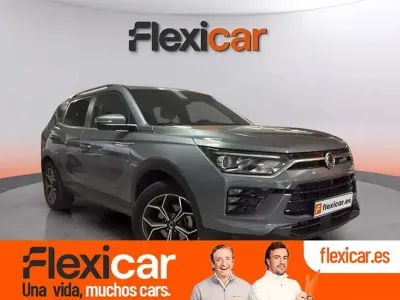 Usado SsangYong Korando 149 CV (109 kW) 2023 Gris SUV