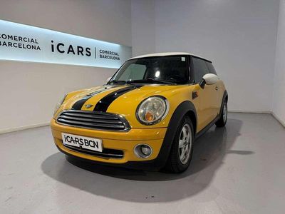Usado Mini Cooper 120 CV (88 kW) 2008 Amarillo Utilitario