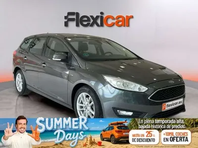 Usado Ford Focus Business Edition 125 CV (91 kW) 2017 Gris Familiar