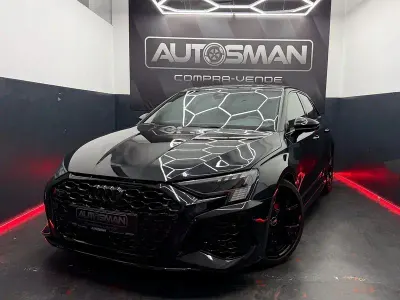 Usado Audi RS3 Sport 400 CV (294 kW) 2023 Negro Berlina