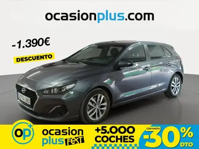 Usado Hyundai i30 120 CV (88 kW) 2019 Gris