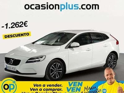 Usado Volvo V40 Momentum 122 CV (89 kW) 2018 Blanco Utilitario