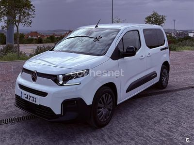Usado Citroën Berlingo Feel 102 CV (75 kW) 2024 Blanco Monovolumen