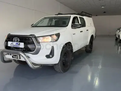 Usado Toyota HiLux 150 HP (110 kW) 2021 Branco Pickup