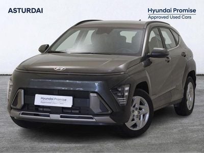 Usado Hyundai Kona 120 CV (88 kW) 2024 Gris / plata SUV