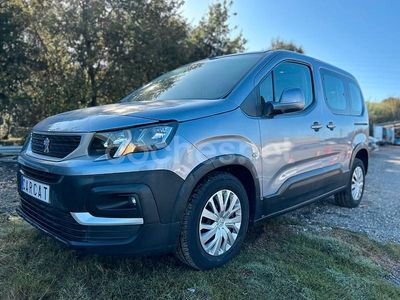 Usado Peugeot Rifter Active 100 CV (73 kW) 2020 Gris / plata Monovolumen