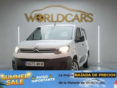 Usado Citroën Berlingo Live 99 CV (72 kW) 2023 Blanco Monovolumen