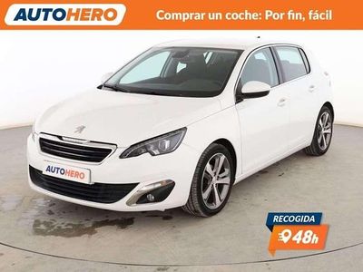 Usado Peugeot 308 Allure 110 CV (80 kW) 2017 Blanco Berlina