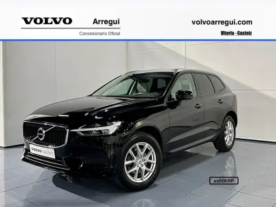 Käytetty Volvo XC60 Momentum 190 HP (139 kW) 2018 Musta Katumaasturi