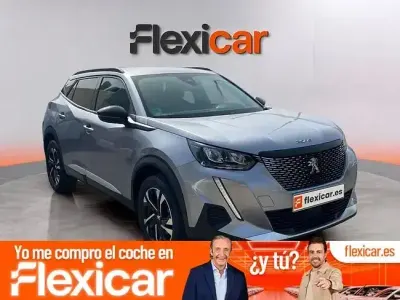Usado Peugeot 2008 Active 100 CV (73 kW) 2022 Gris SUV