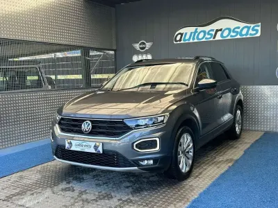 Usado VW T-Roc Advance 116 CV (85 kW) 2021 Gris SUV