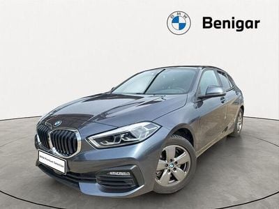Usado BMW 116 Comfort Edition 116 HP (85 kW) 2021 Cinzento Citadino