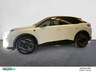 Usado Peugeot e-3008 GT 157 kW (214 CV) 2024 Blanco SUV
