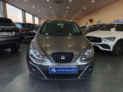 Usado Seat Altea XL Ecomotive 105 CV (77 kW) 2014 Gris Monovolumen