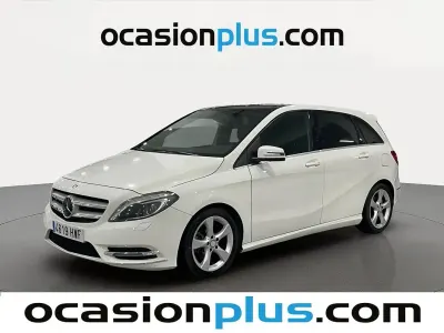 Usado Mercedes B180 109 CV (80 kW) 2014 Blanco Monovolumen