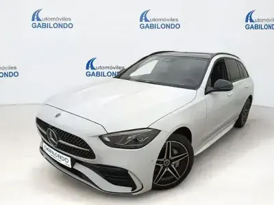 Usado Mercedes C300e 313 CV (230 kW) 2022 Blanco Familiar