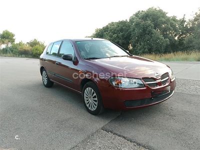 Nissan Almera