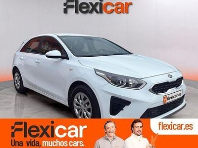 Usado Kia Ceed Plus 100 CV (73 kW) 2018 Blanco Utilitario