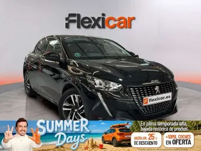 Usado Peugeot 208 Active 101 CV (74 kW) 2022 Negro Utilitario
