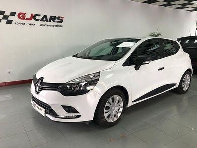Usado Renault Clio IV Business 75 CV (55 kW) 2019 Blanco Berlina