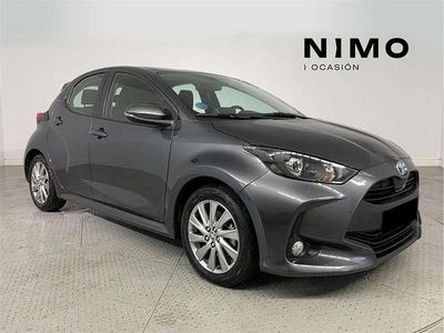 Usado 2024 Toyota Yaris Hybrid Active Utilitario | 19.990 € (Precio justo)