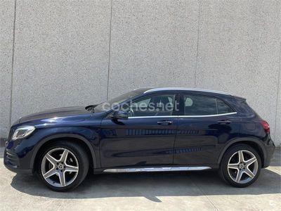 Usado Mercedes GLA220 AMG line 177 CV (130 kW) 2018 Azul SUV