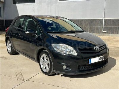 Usado Toyota Auris Advance 126 CV (92 kW) 2010 Negro Utilitario