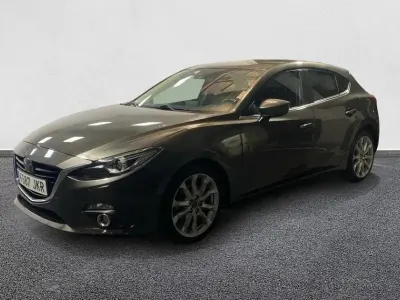 Usado Mazda 3 Luxury 120 CV (88 kW) 2015