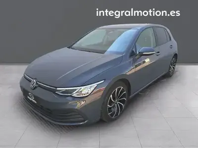 Usado VW Golf VII Life 149 CV (109 kW) 2021 Gris Utilitario