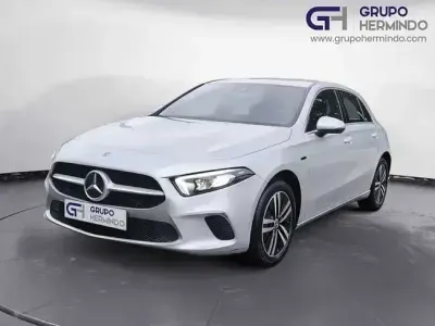 Usado Mercedes A250 220 CV (161 kW) 2021 Gris