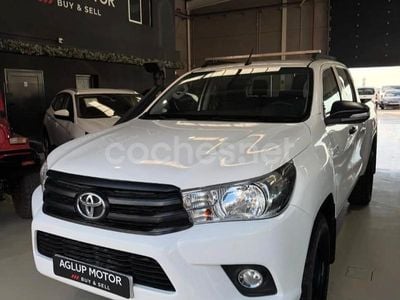 Usado Toyota HiLux 150 CV (110 kW) 2017 Blanco Recogida