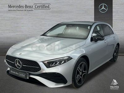 Usado Mercedes A250 AMG line 218 CV (160 kW) 2025 Gris / plateado Berlina