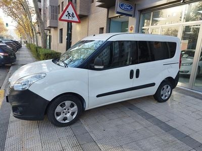 Blanco Usado 2016 Opel Combo Expression | 11.950 €