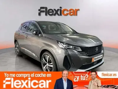Usado Peugeot 3008 GT 131 CV (96 kW) 2023 Gris SUV