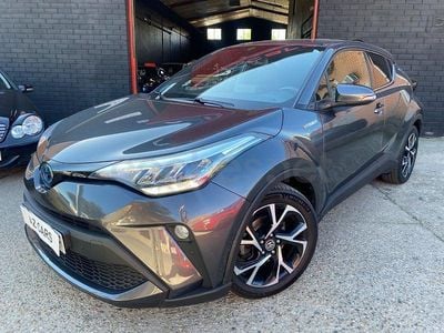 Usado Toyota C-HR Advance 122 CV (89 kW) 2022 Gris / plata SUV