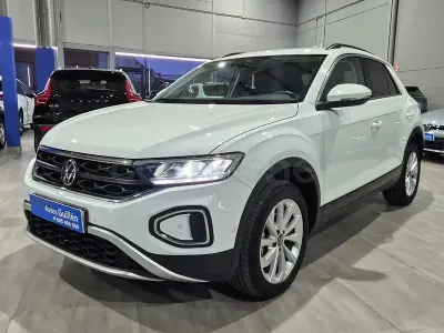 Occasion VW T-Roc Life 115 ch (84 kW) 2023 Blanc SUV