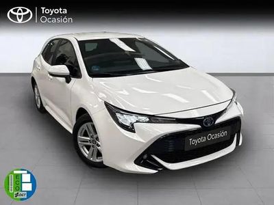 Begagnad Toyota Corolla Active 125 HK (91 kW) 2023 Vit