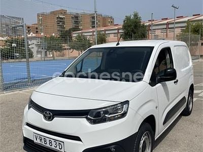 Blanco Usado 2020 Toyota Proace City City Monovolumen | 16.500 €
