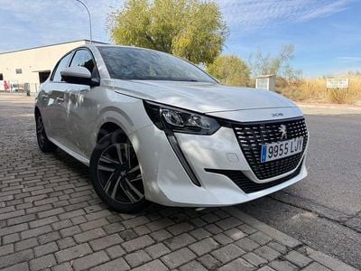 Usado Peugeot 208 Allure 101 CV (74 kW) 2020 Blanco Utilitario