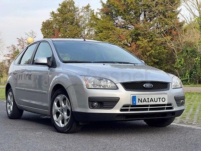 Używany Ford Focus Trend 115 KM (84 kW) 2007 Szary Sedan/Limuzyna