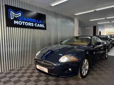 Usado Jaguar XKR 400 CV (294 kW) 2007 Azul Coupe