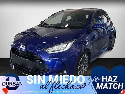 Azul Usado 2025 Toyota Yaris Hybrid Style Utilitario | 24.990 € (Caro)
