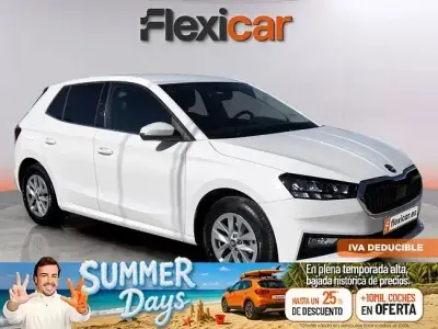 Usado Skoda Fabia Selection 95 CV (69 kW) 2025 Blanco Utilitario